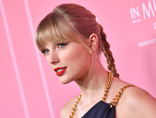 Álbum não autorizado de Taylor Swift vende pouco mais de 30 unidades em seu fim de semana de estreia